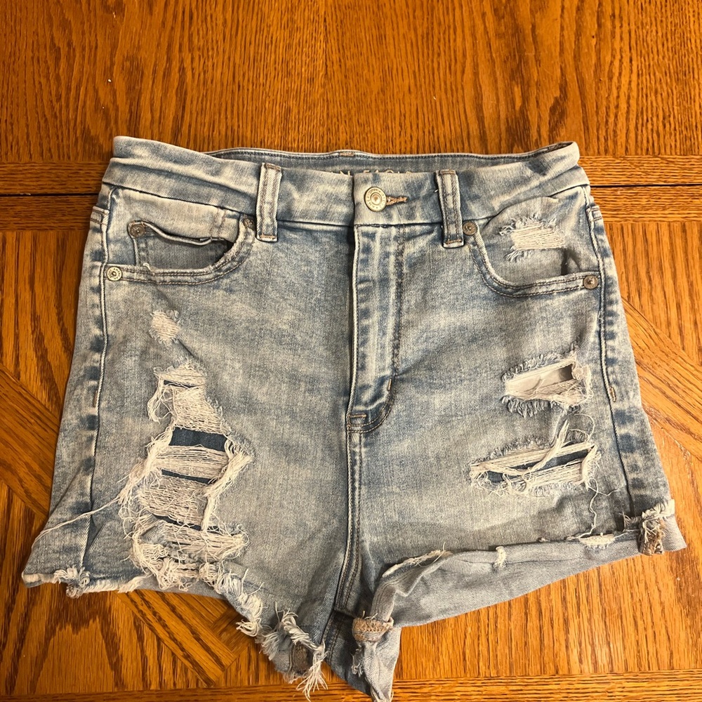 New AMERICAN EAGLE CURVY HI RISE SHORTIE STRETCH SHORTS DISTRESSED FRAY